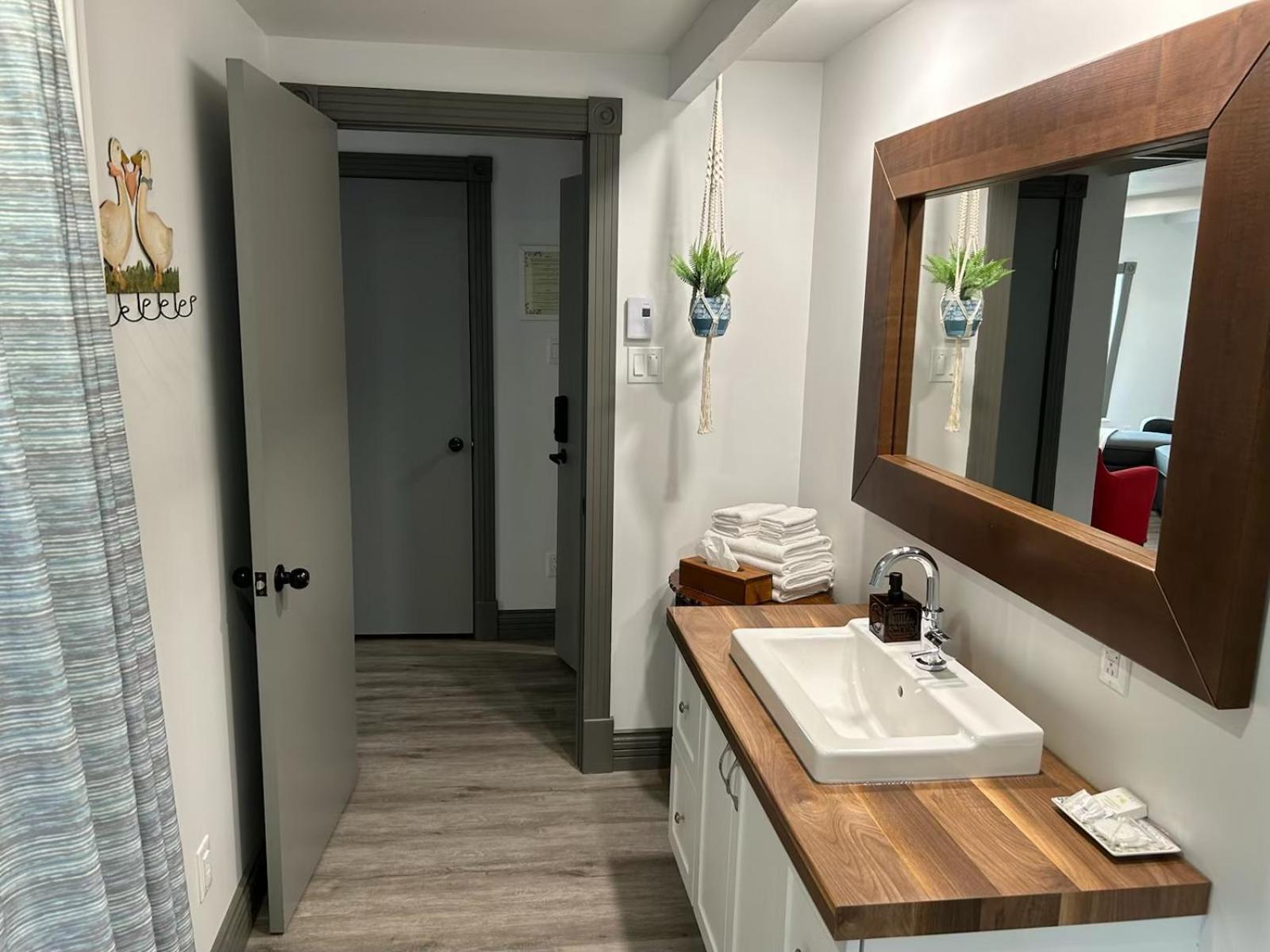 Petite Plaisance Appartements ラ・マルベー エクステリア 写真
