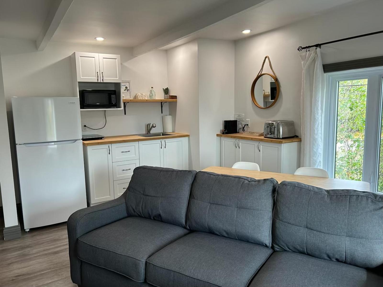 Petite Plaisance Appartements ラ・マルベー エクステリア 写真